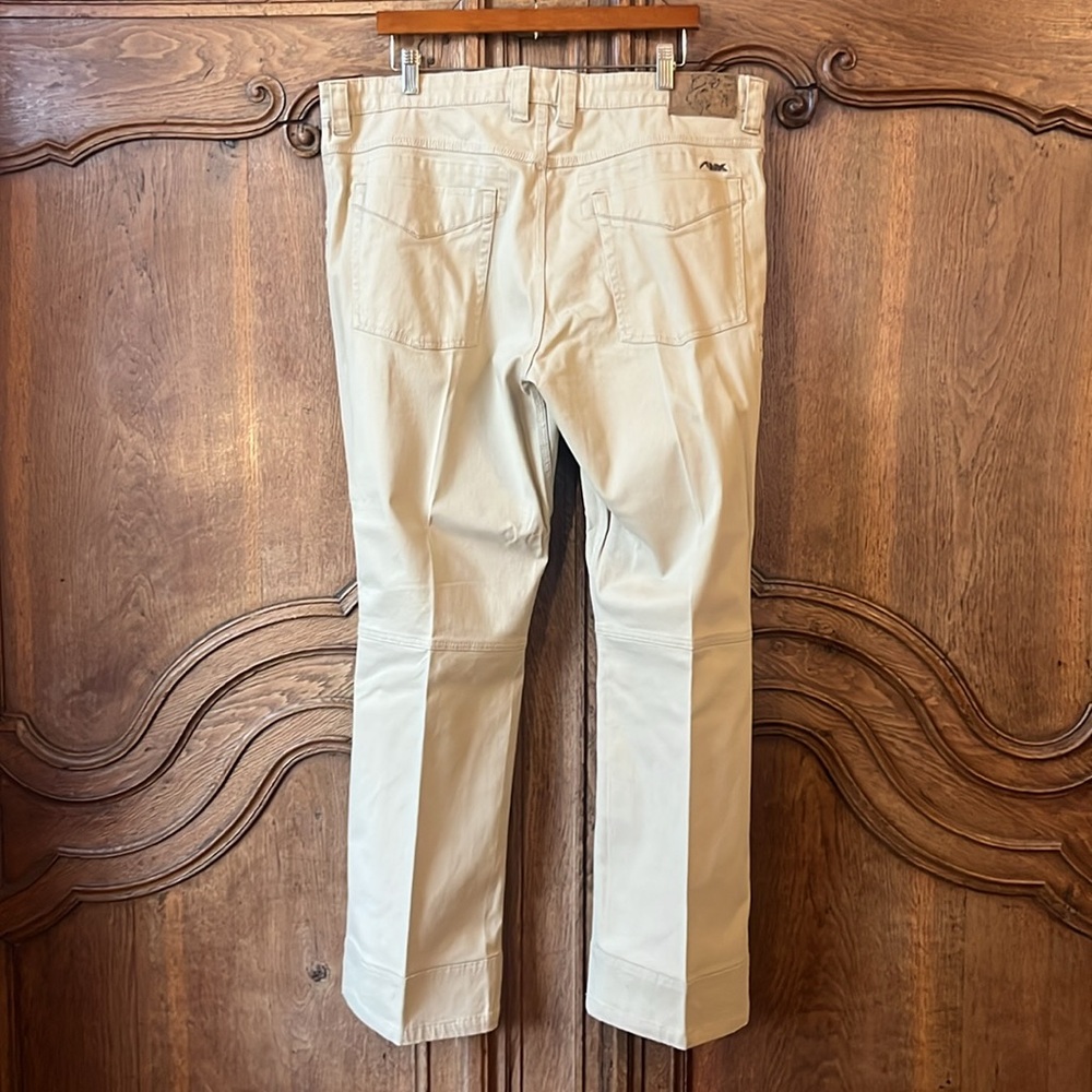 Mountain Khakis MEN'S CAMBER 105 PANT
CLASSIC FIT - Picture 10 of 13